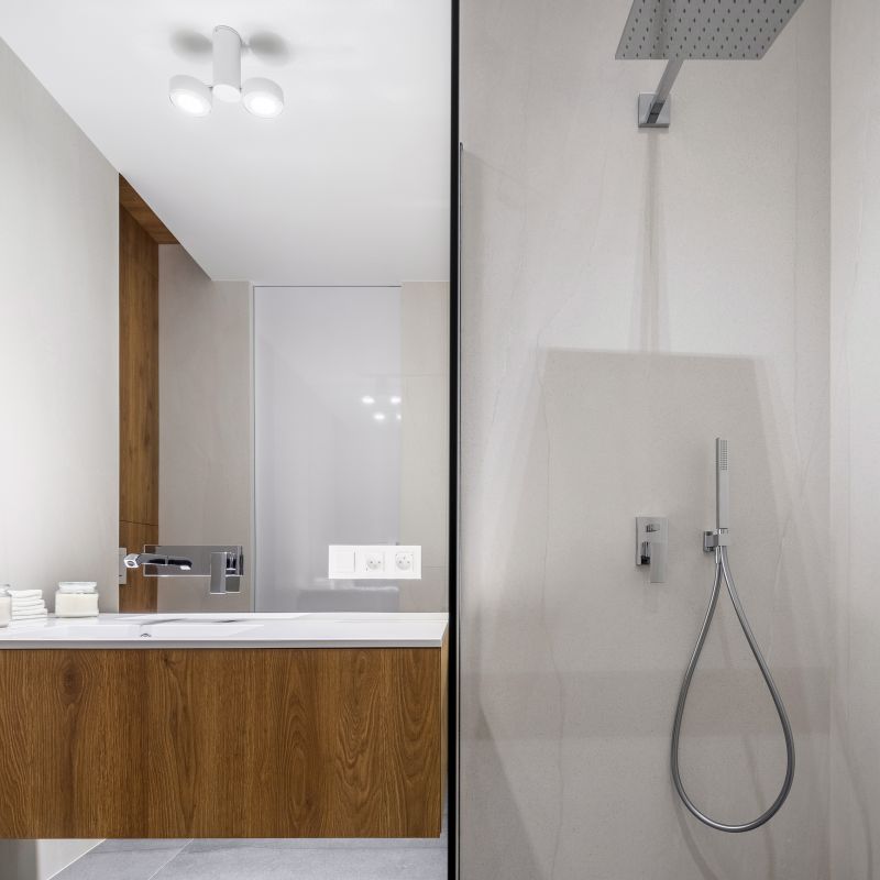 Compact Shower Space